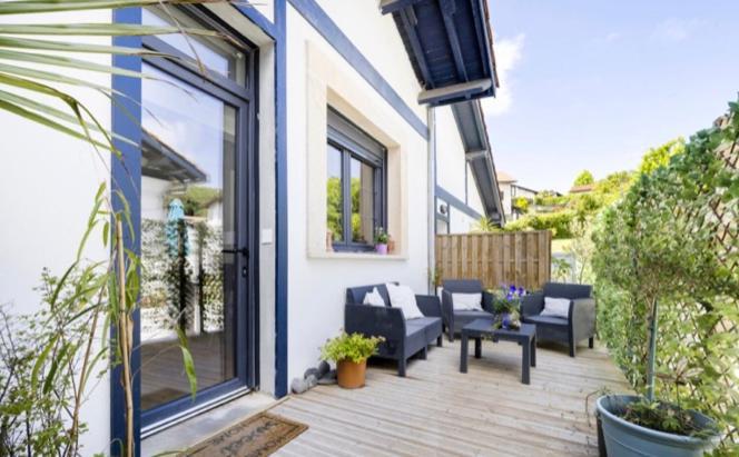 Loft Frontiere Montagne Et Plage Urrugne Luaran gambar