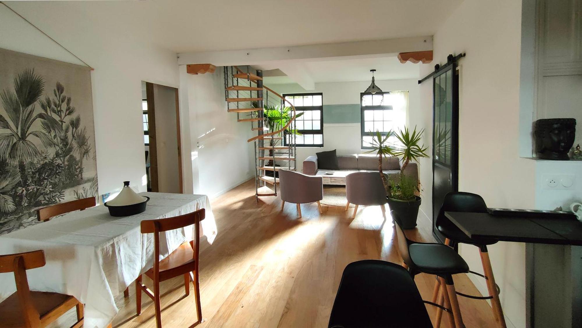 Loft Frontiere Montagne Et Plage Urrugne Luaran gambar
